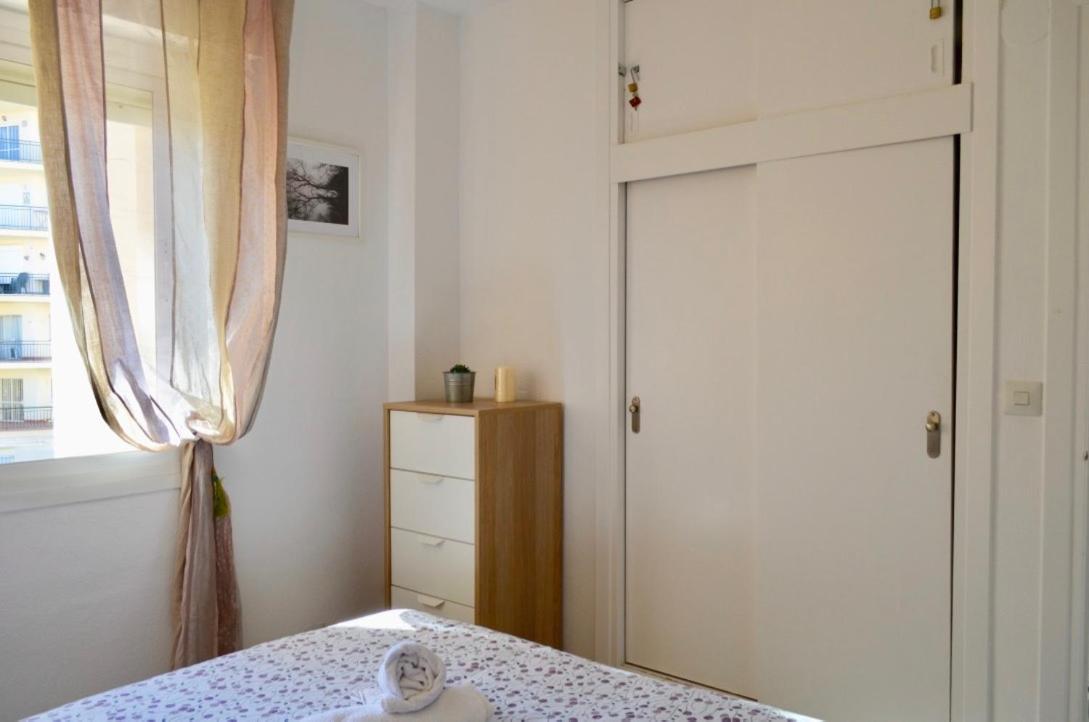 Carihuela Un Dormitorio Junto Al Mar Lejlighed Torremolinos Eksteriør billede